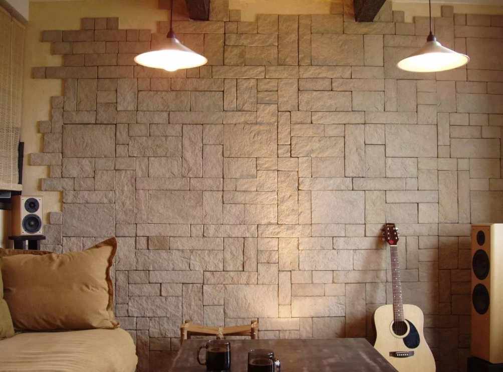 Декорирование стен гипсовой плиткой