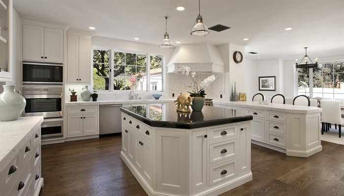 Дизайн интерьера белой кухни
