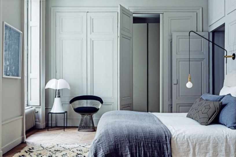 Современный французский интерьер спальни