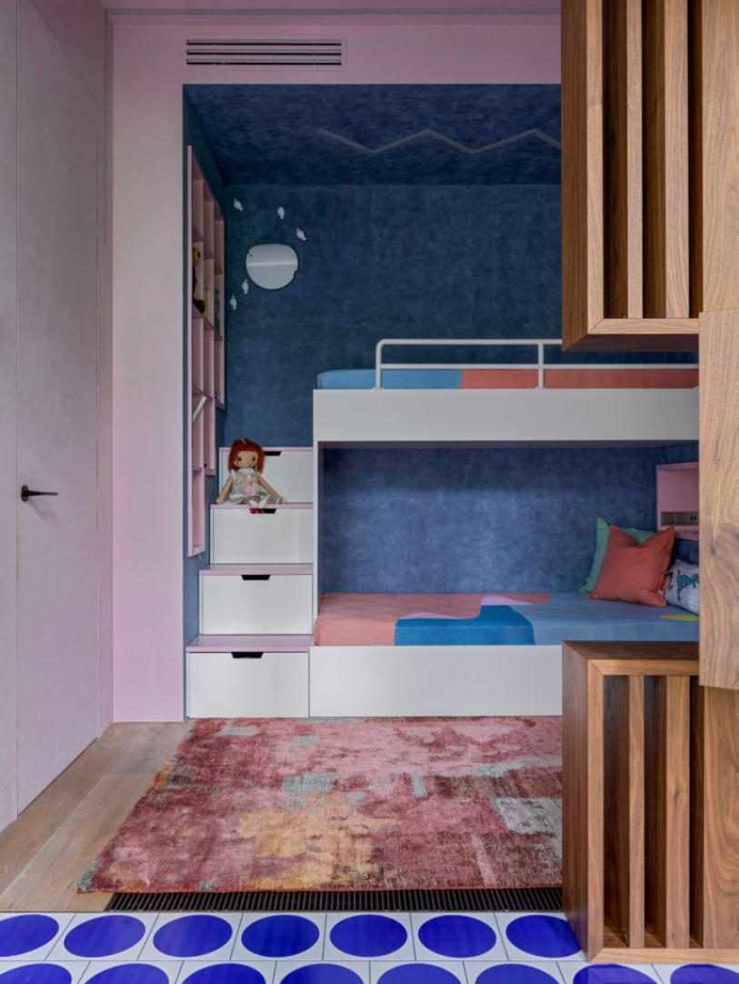 Двухэтажная детская кровать