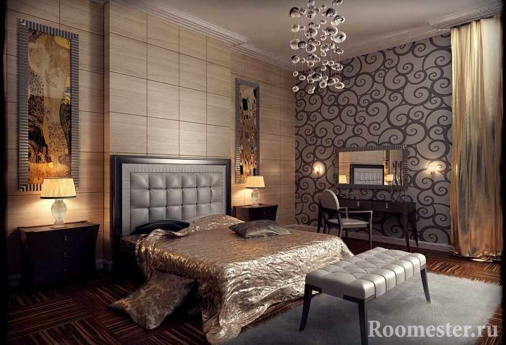 Спальня с деревянными панелями на стене