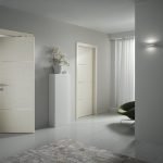 Простые белые двери для спальни