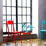 Декорирование старых стульев с помощью краски