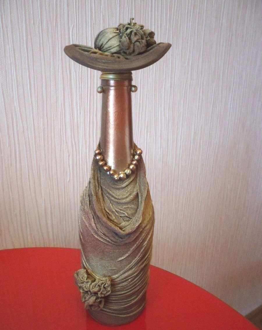 Бутылка Дама в шляпе