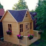 Деревянный домик для девочки 