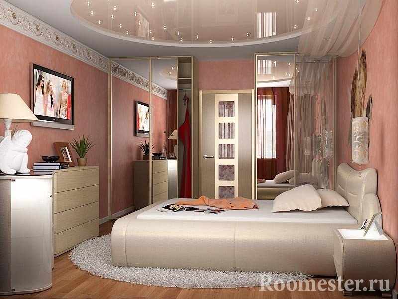 Спальня с розовыми стенами