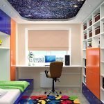 Космос на потолке в детской