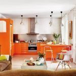 Кухня-гостиная в оранжевых тонах