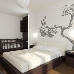 Красивый декор стены в спальне с кроваткой для ребенка