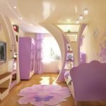 Фиолетовая мебель в спальне