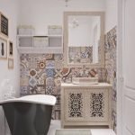 Дизайн узкой ванной комнаты в готическом стиле