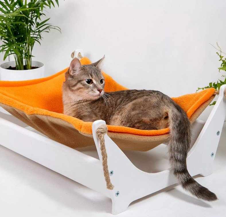 Оранжевый гамак для кошки