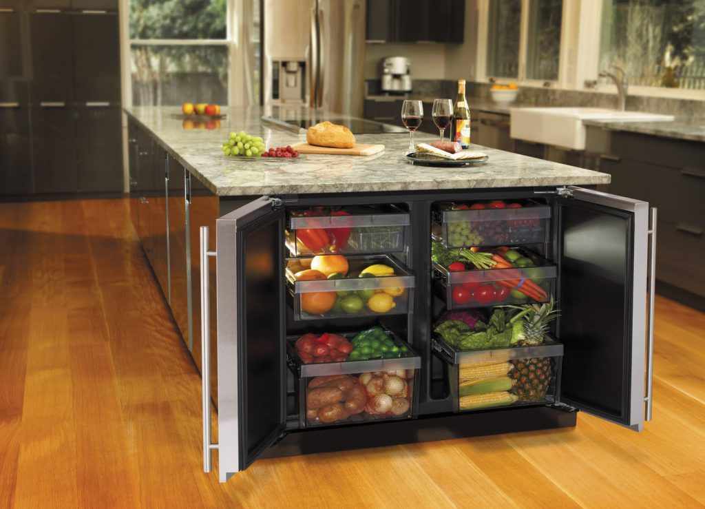 Встроенный холодильник с ящиками