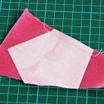 Пришиваем пятиугольник к лоскуту ткани