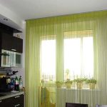 Желтые шторы на кухне