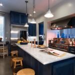 Интерьер кухни в синем цвете