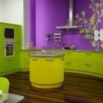 Дизайн стильной зелено-фиолетовой кухни